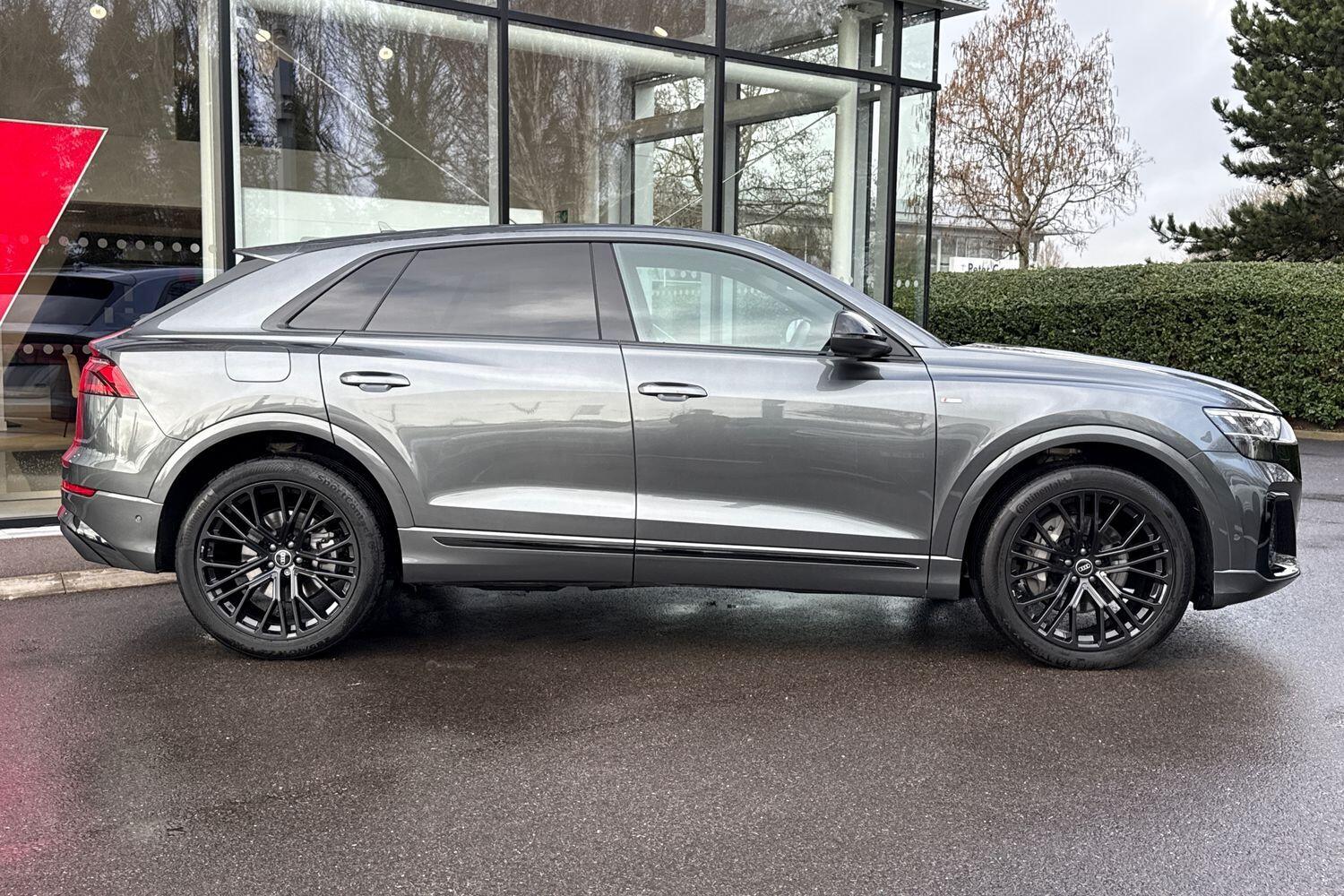 Used Audi Q8 2025 for sale - 77496894: Photo 2