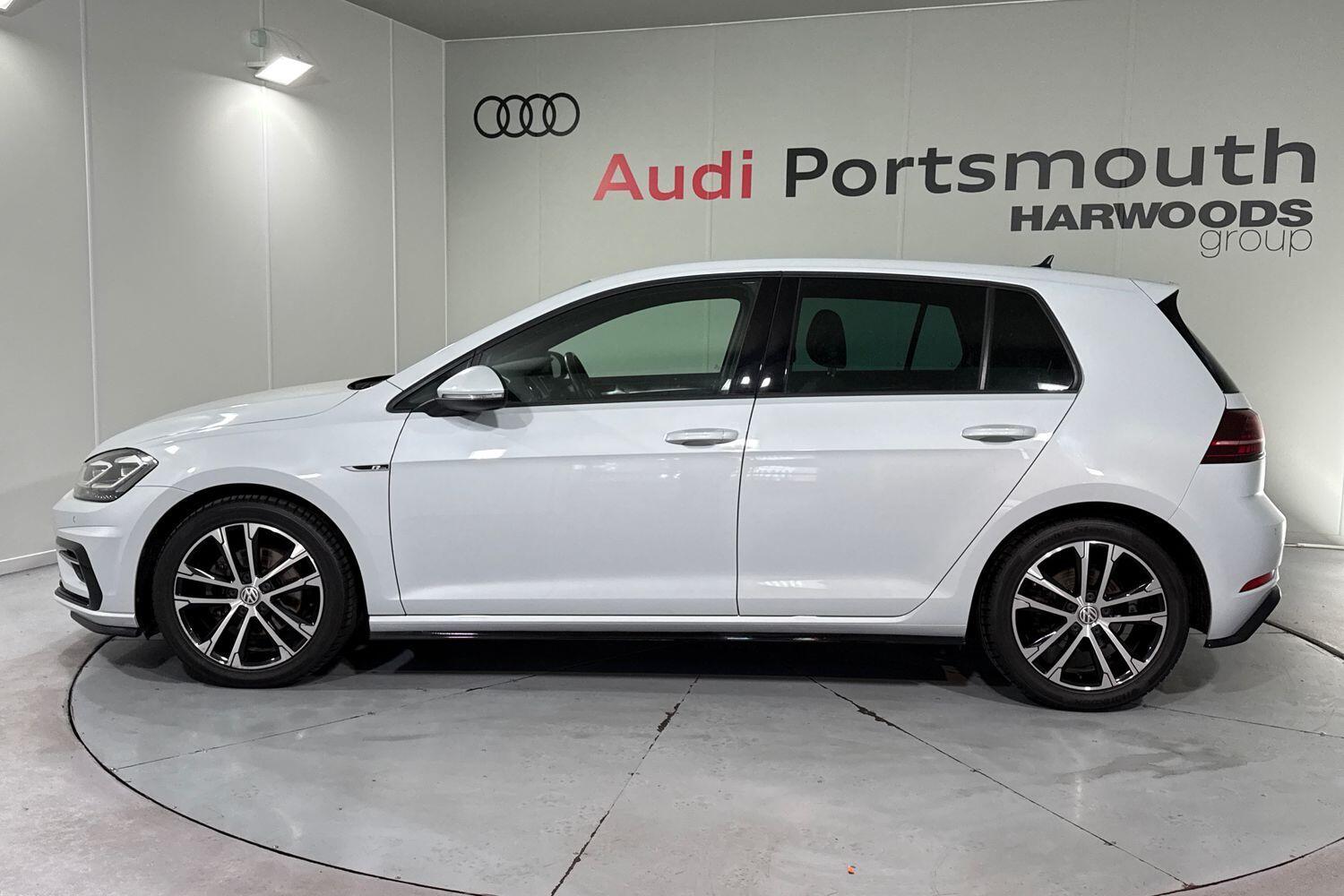 Used Volkswagen Golf 2018 for sale - 76633260: Photo 11