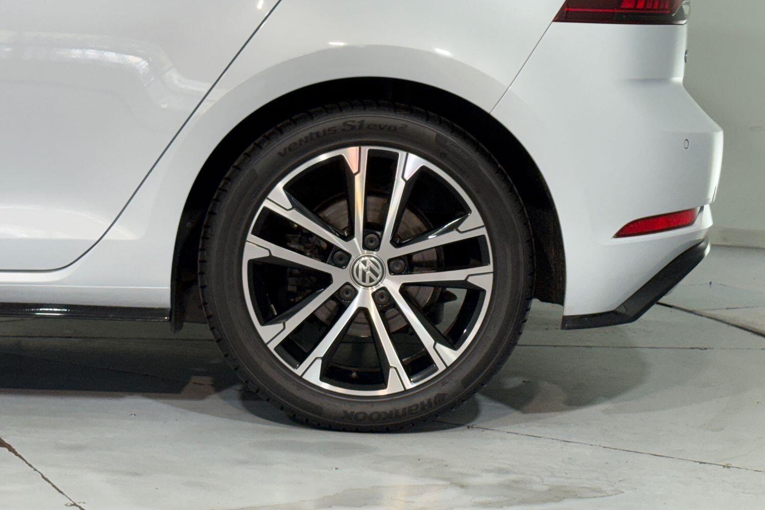 Used Volkswagen Golf 2018 for sale - 76633260: Photo 12
