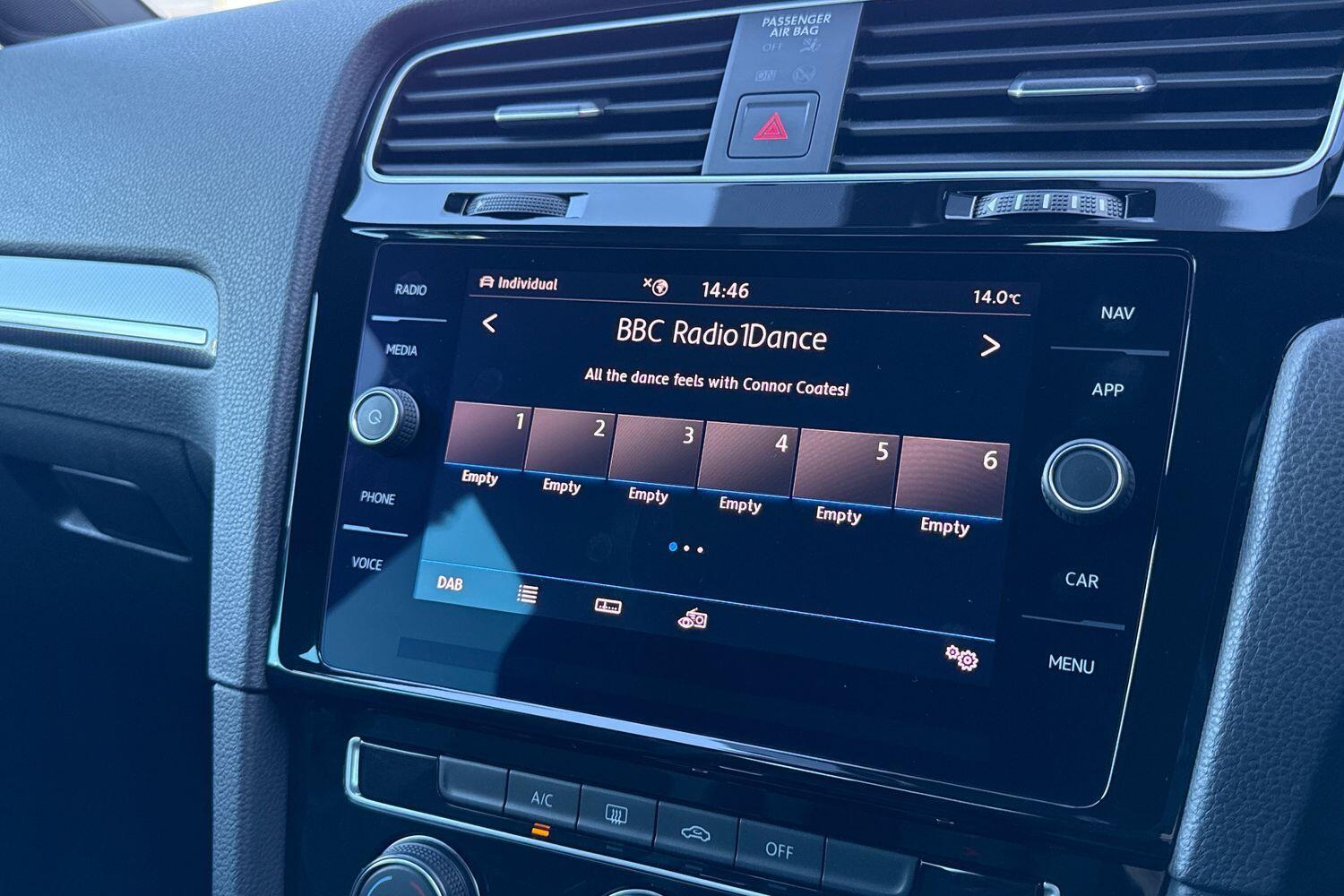 Used Volkswagen Golf 2018 for sale - 76633260: Photo 17