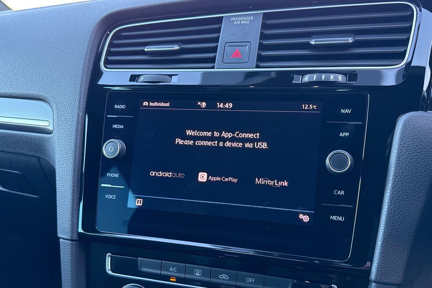 Used Volkswagen Golf 2018 for sale - 76633260: Photo 34