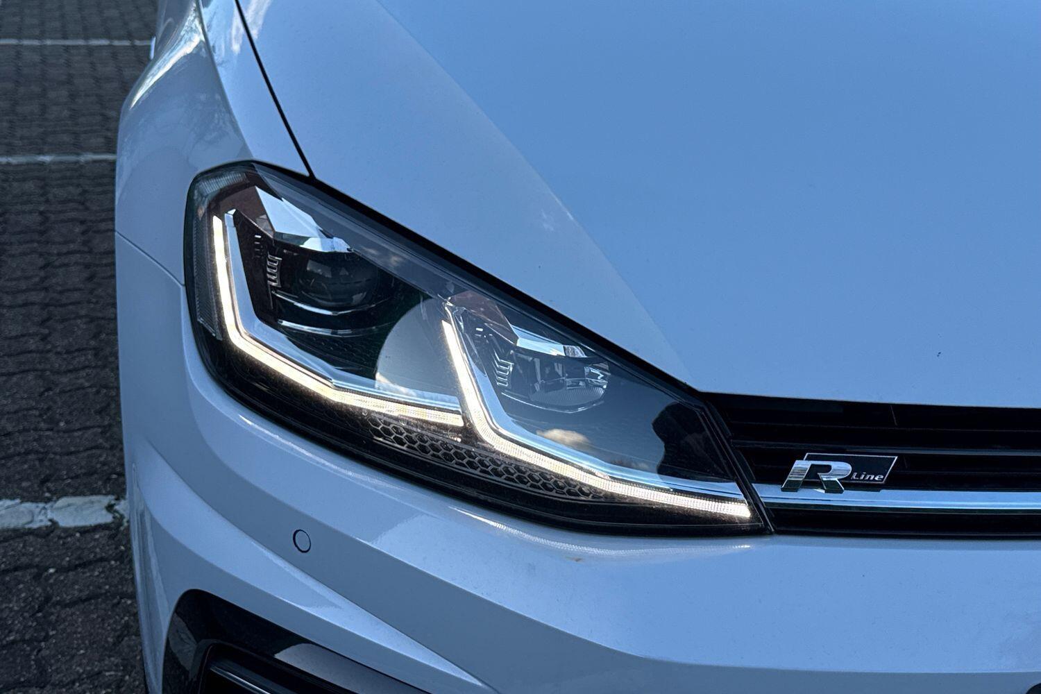 Used Volkswagen Golf 2018 for sale - 76633260: Photo 49