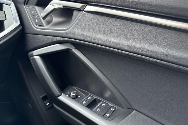 Used Audi Q3 2022 for sale - 76326923: Photo 46