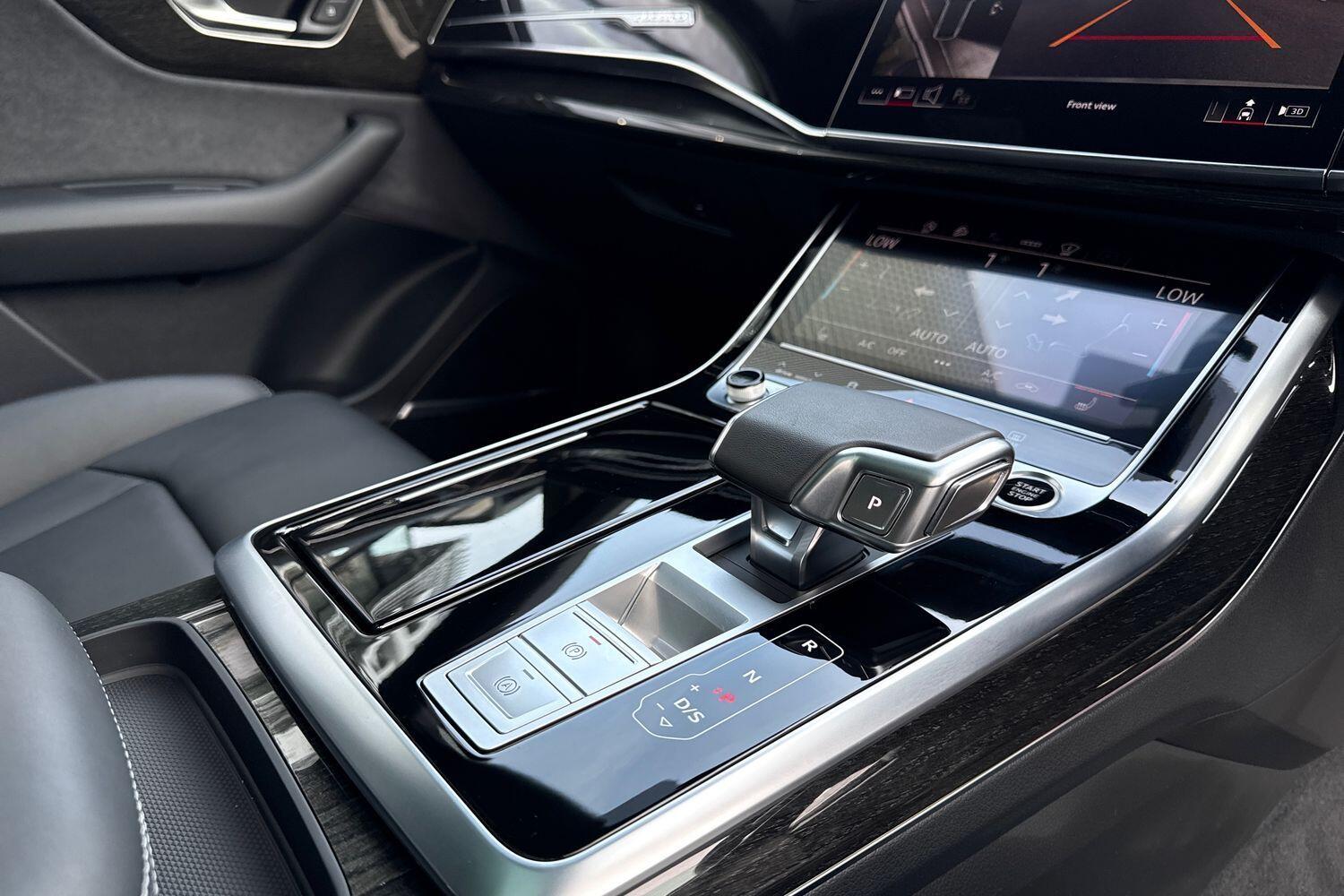 Used Audi Q8 2025 for sale - 77550254: Photo 11