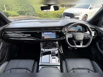 Used Audi Q8 2025 for sale - 77550254: Photo