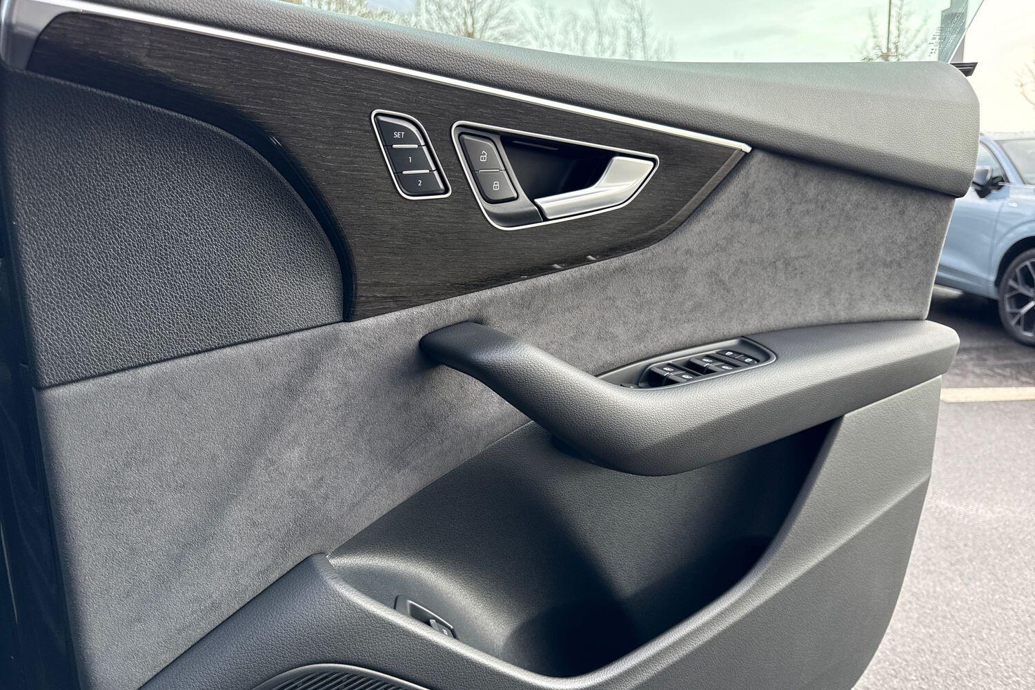 Used Audi Q8 2025 for sale - 77550254: Photo 55