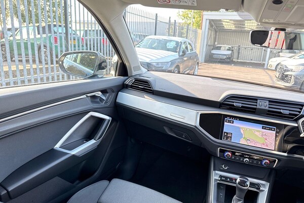 Used Audi Q3 2023 for sale - 76026364: Photo 37