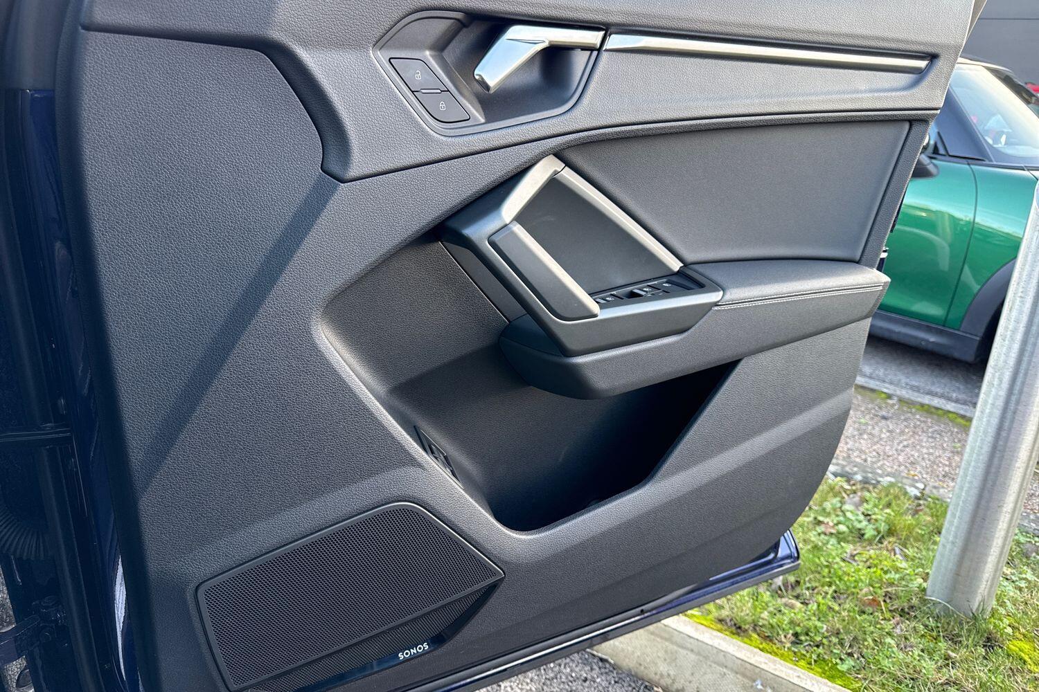 Used Audi Q3 for sale - 77267493: Photo 30