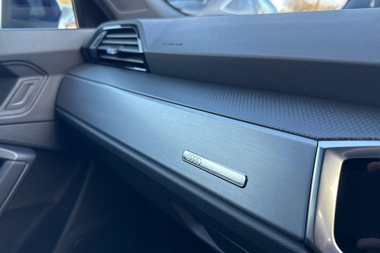 Used Audi Q3 for sale - 77267493: Photo 39