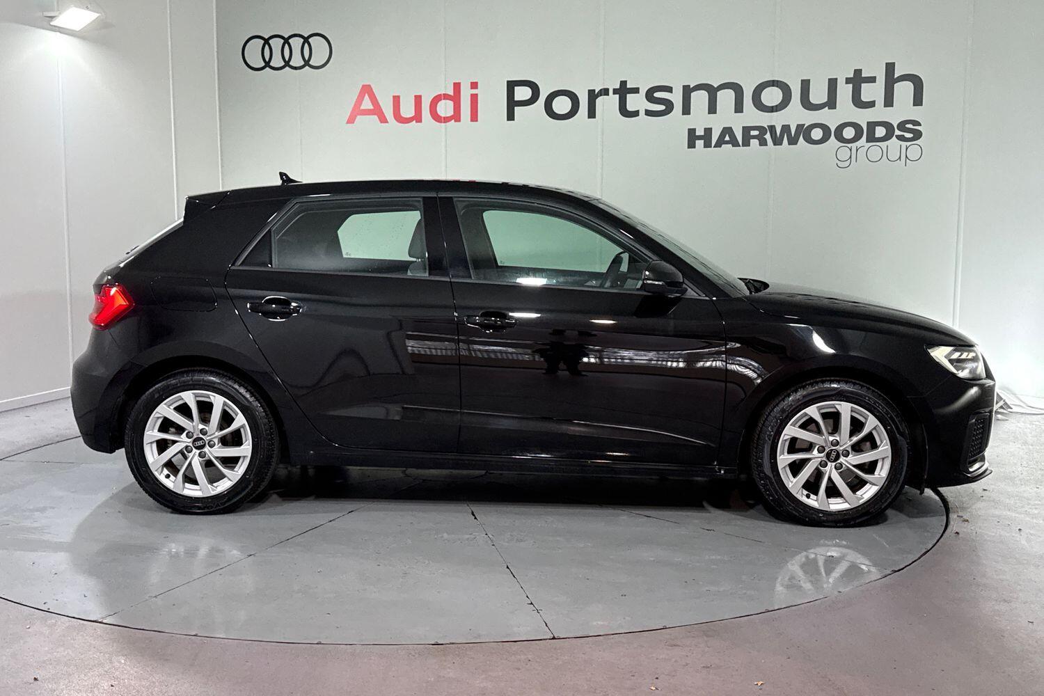 Used Audi A1 2022 for sale - 76561113: Photo 2