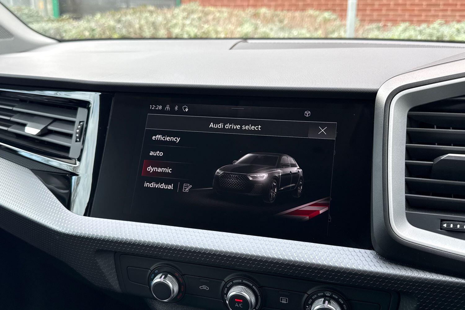 Used Audi A1 2022 for sale - 76561113: Photo 21