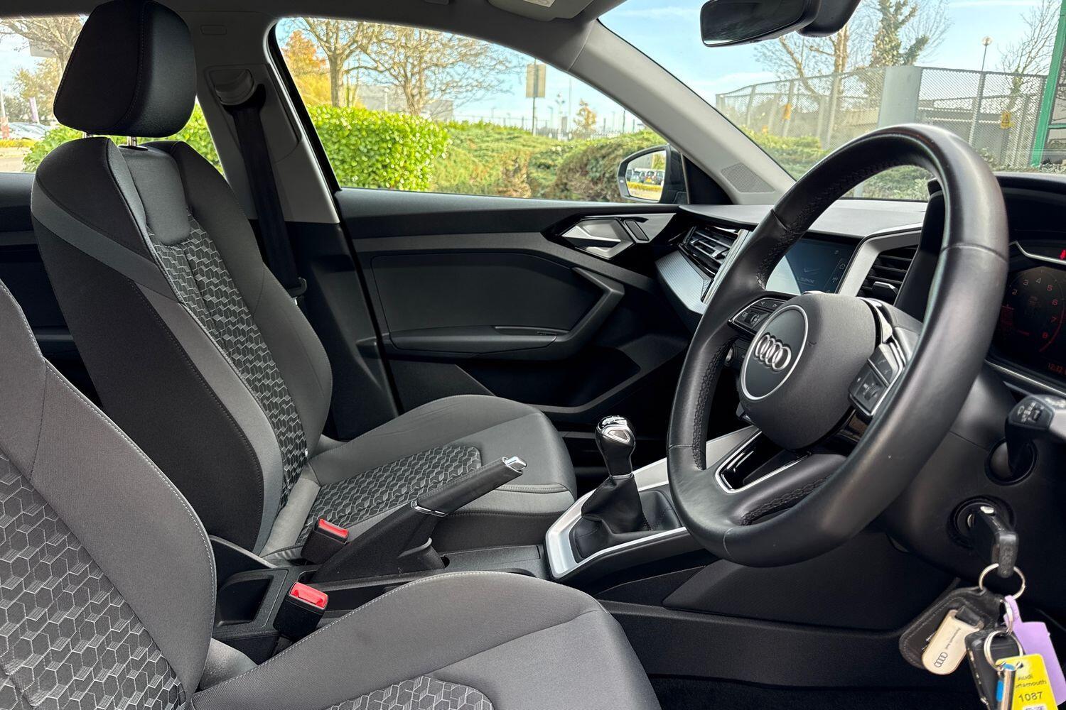 Used Audi A1 2022 for sale - 76561113: Photo 26