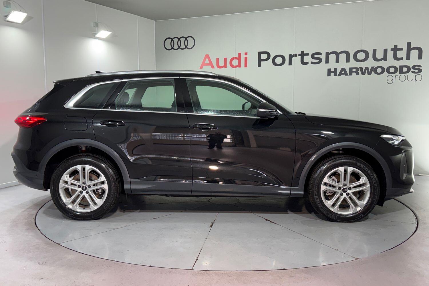 Used Audi Q5 2025 for sale - 77156379: Photo 2