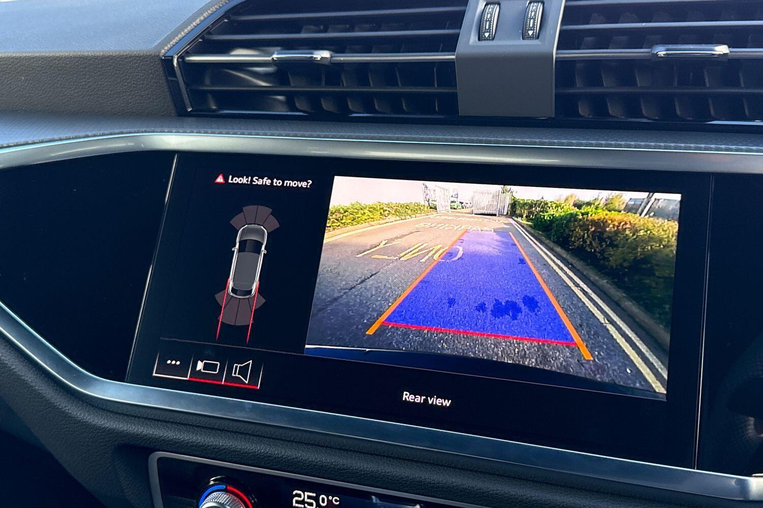 Used Audi Q3 2025 for sale - 76644751: Photo 5