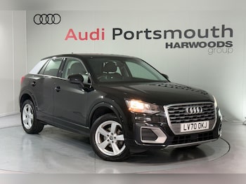 Audi - Q2