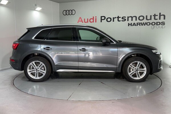 Used Audi Q5 2024 for sale - 76327236: Photo 2