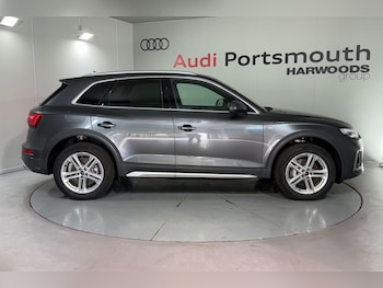 Used Audi Q5 2024 for sale - 76327236: Photo 2