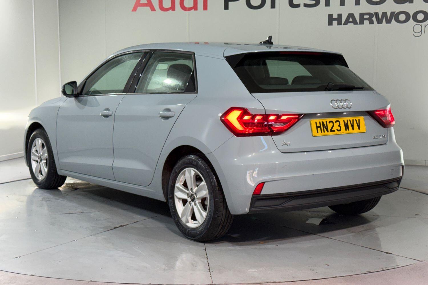 Used Audi A1 for sale - 76658749: Photo 10