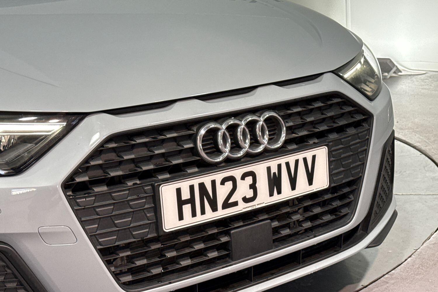 Used Audi A1 for sale - 76658749: Photo 21