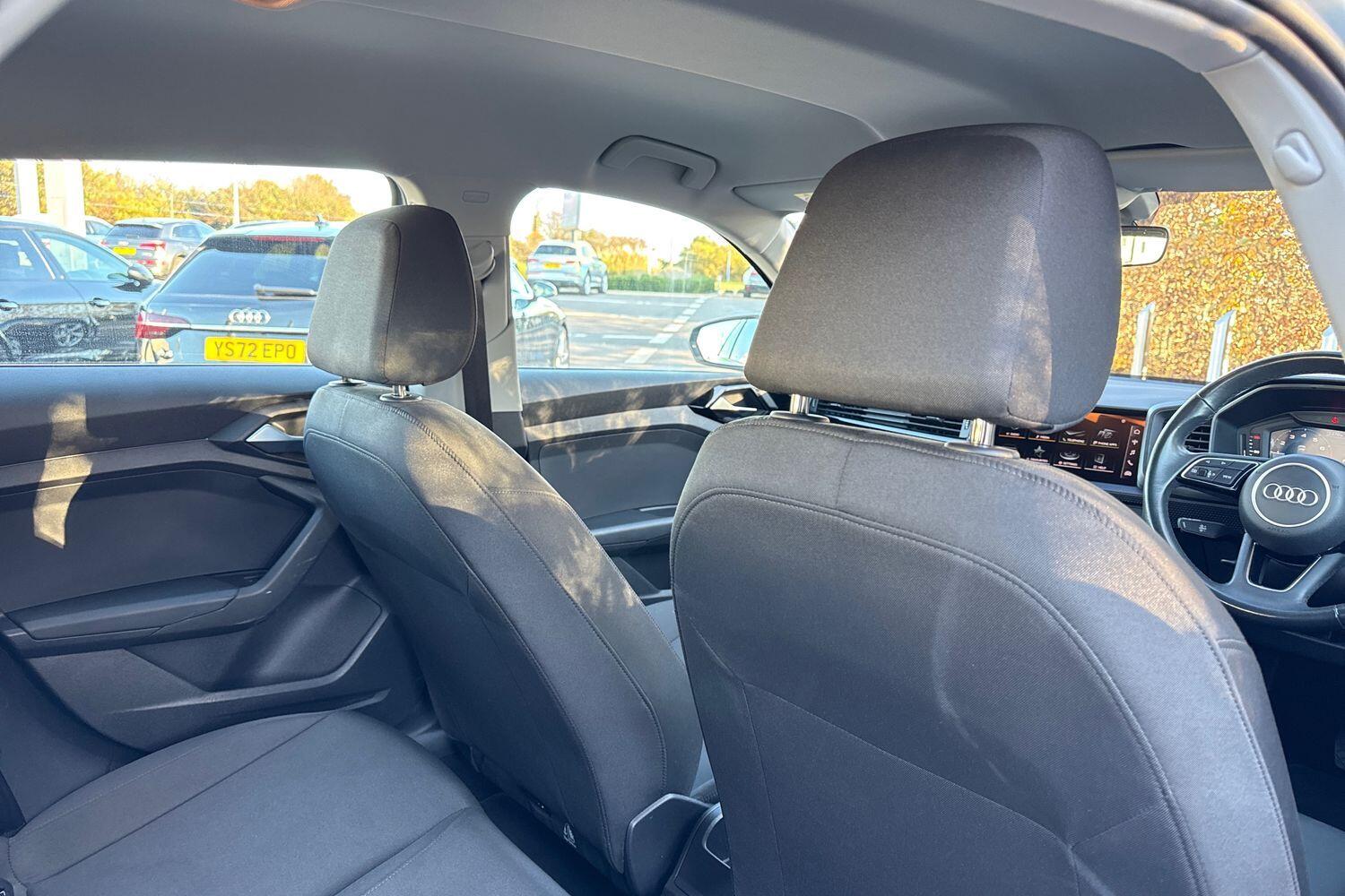 Used Audi A1 for sale - 76658749: Photo 26