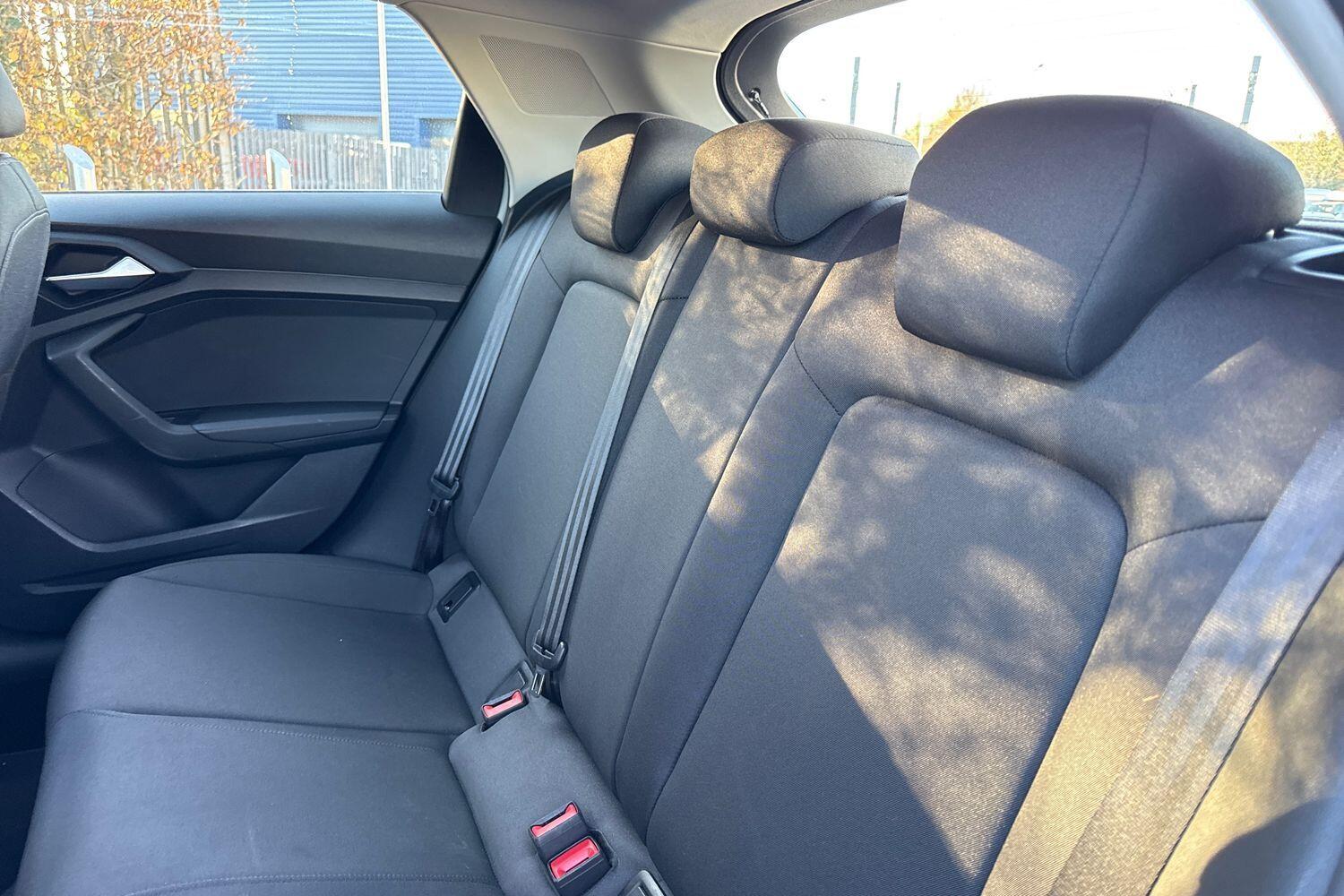 Used Audi A1 for sale - 76658749: Photo 39