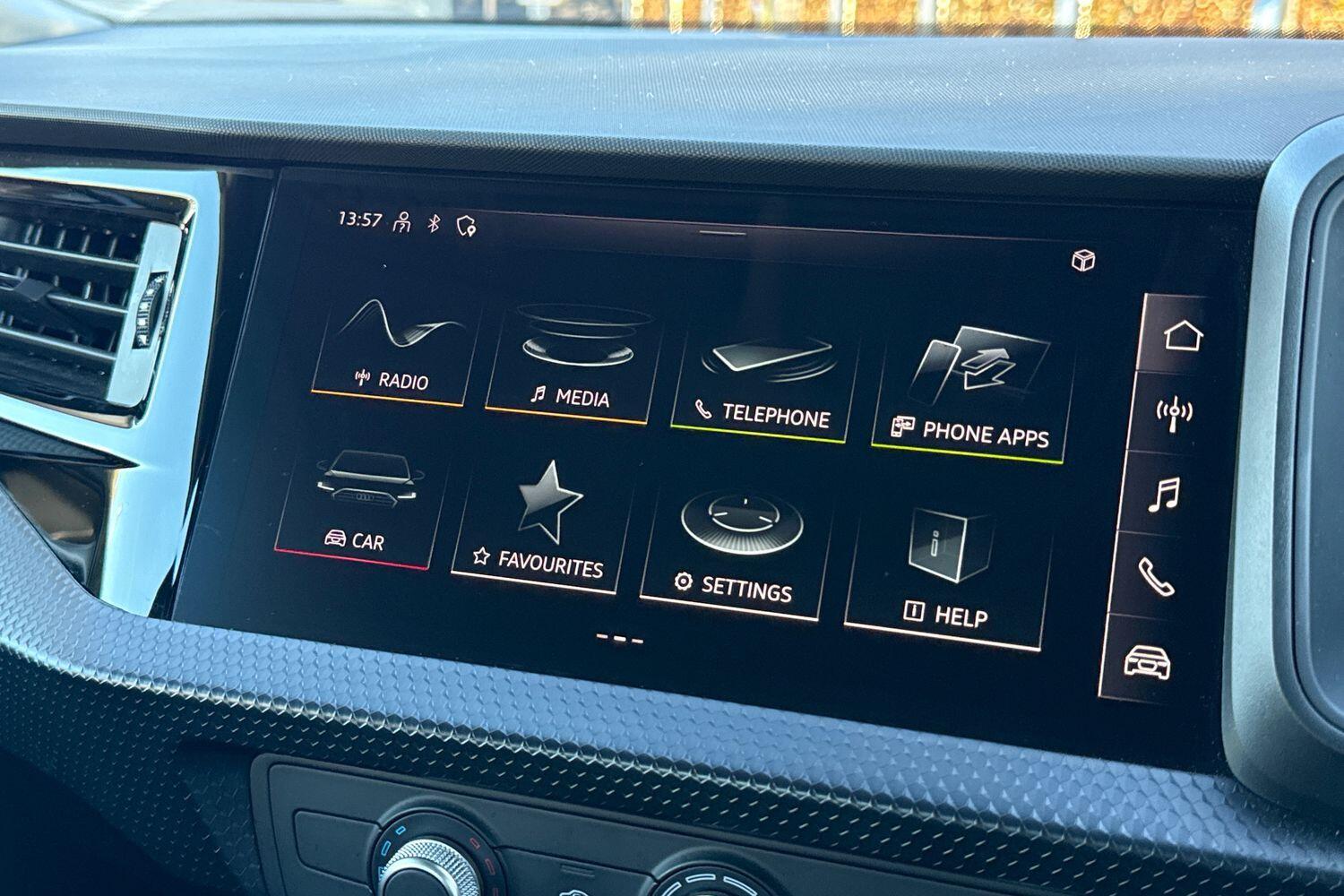 Used Audi A1 for sale - 76658749: Photo 4