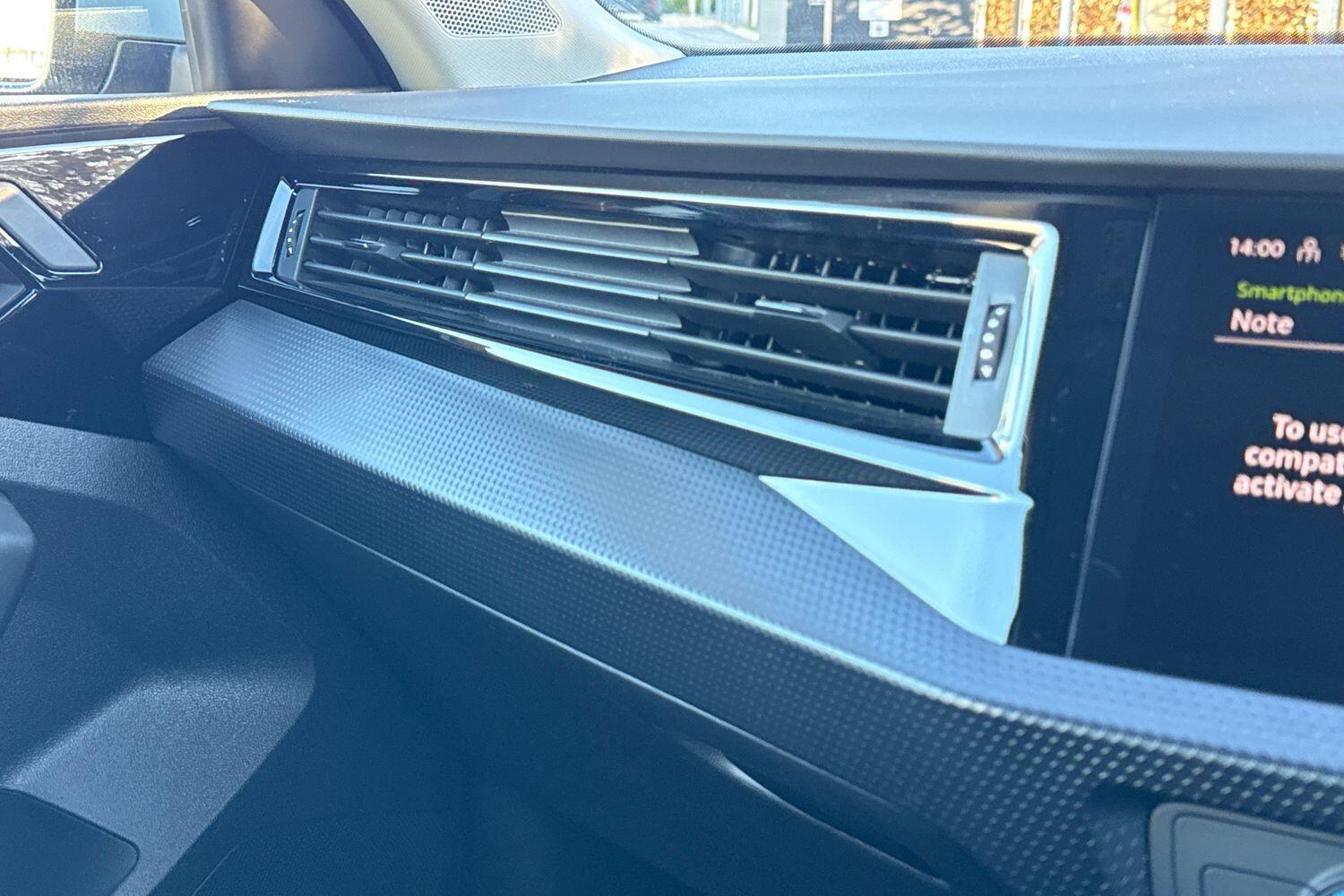 Used Audi A1 for sale - 76658749: Photo 42