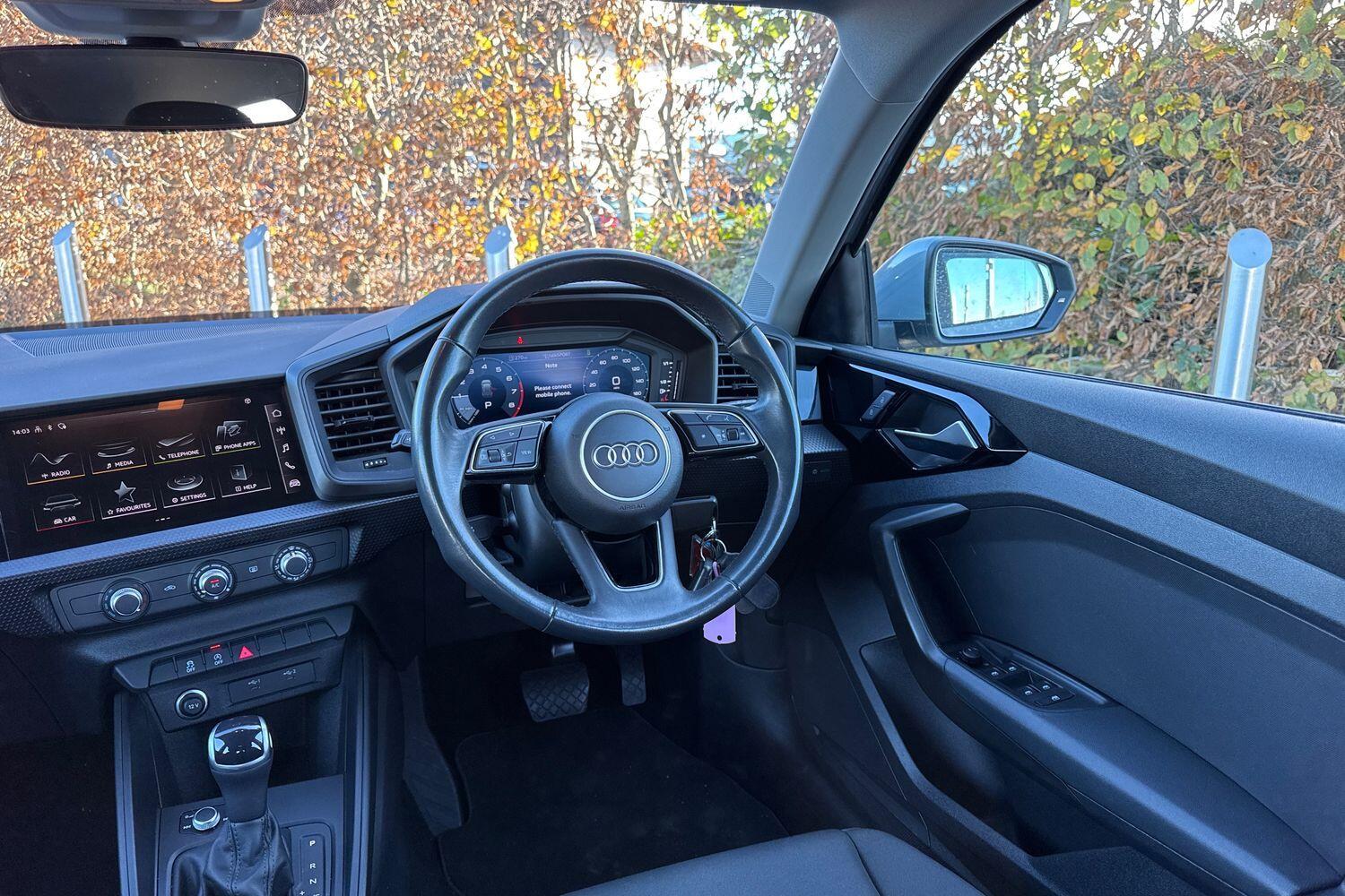 Used Audi A1 for sale - 76658749: Photo 46