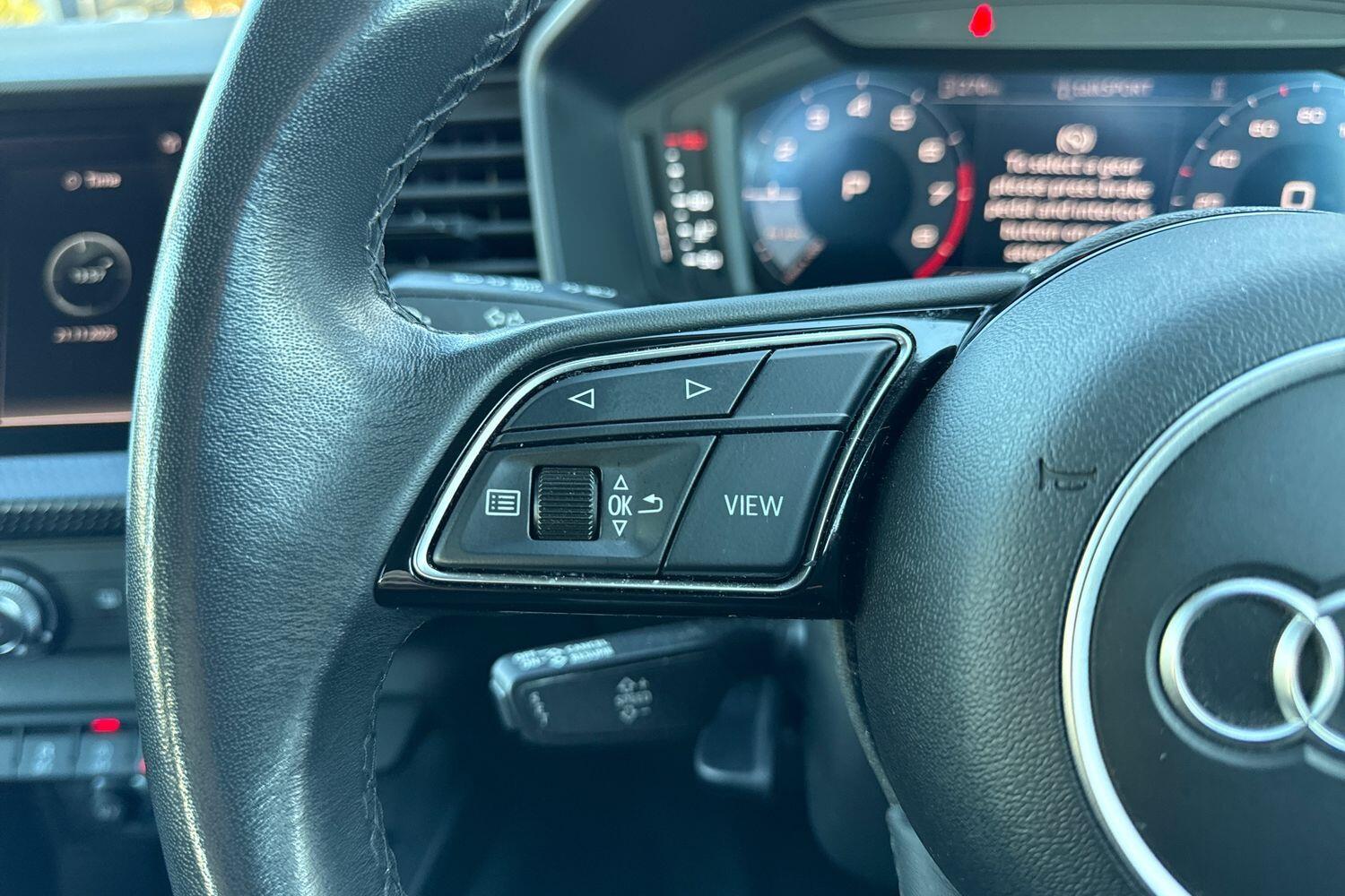 Used Audi A1 for sale - 76658749: Photo 48