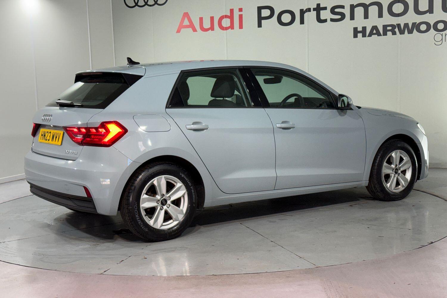 Used Audi A1 for sale - 76658749: Photo 9