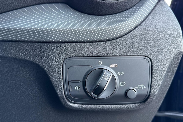 Used Audi SQ2 2025 for sale - 76201122: Photo 54