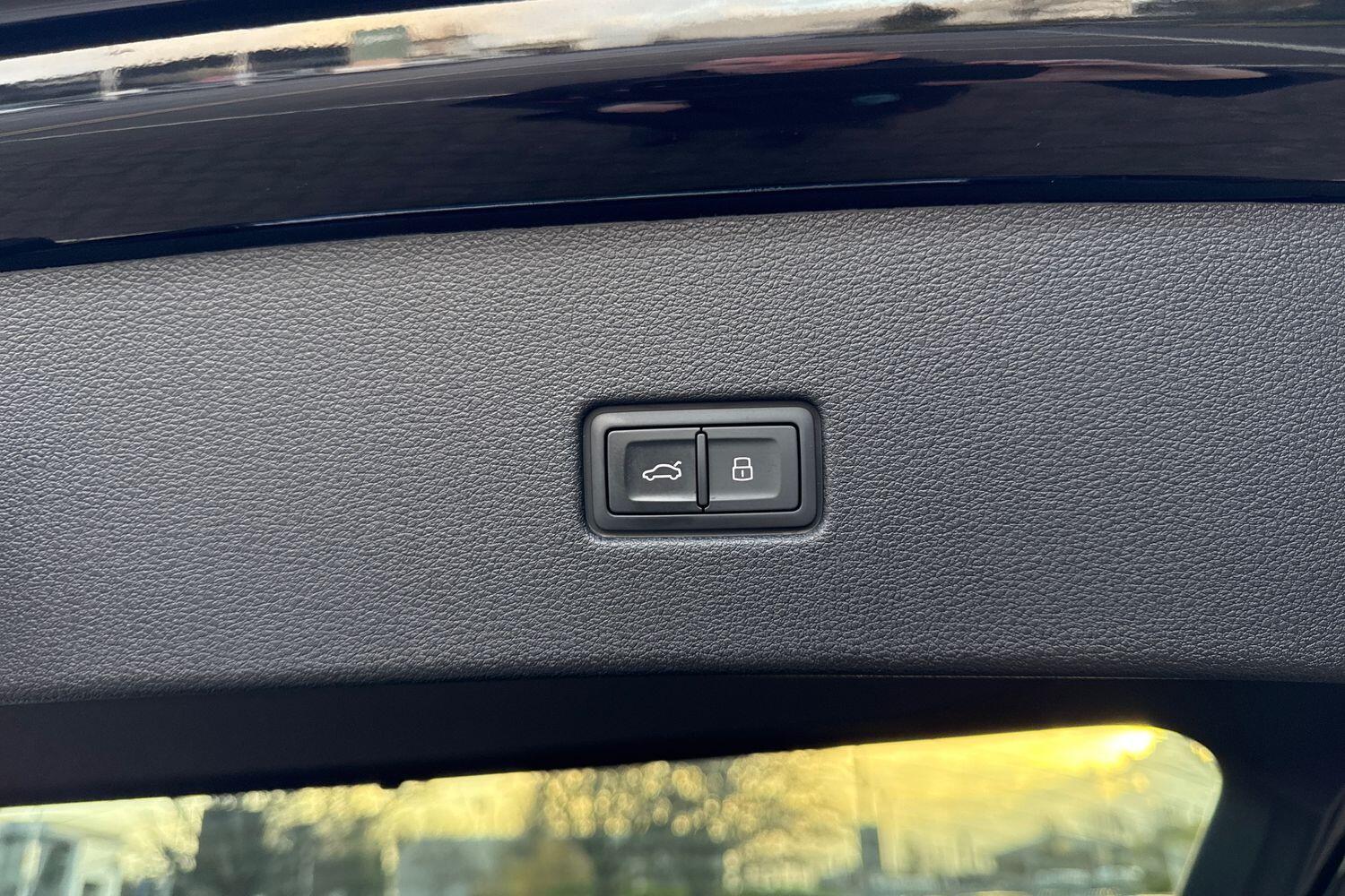 Used Audi RS Q8 2025 for sale - 76913420: Photo 25