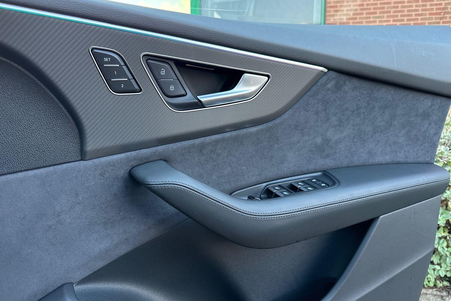 Used Audi RS Q8 2025 for sale - 76913420: Photo 54