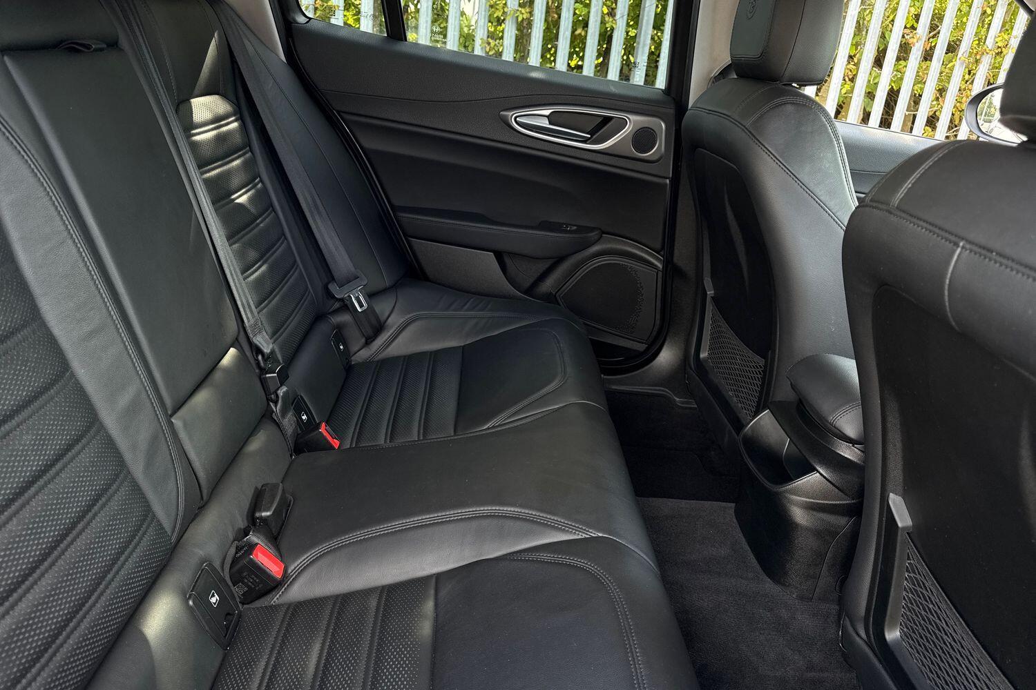 Used Alfa Romeo Giulia 2017 for sale - 77040873: Photo 22