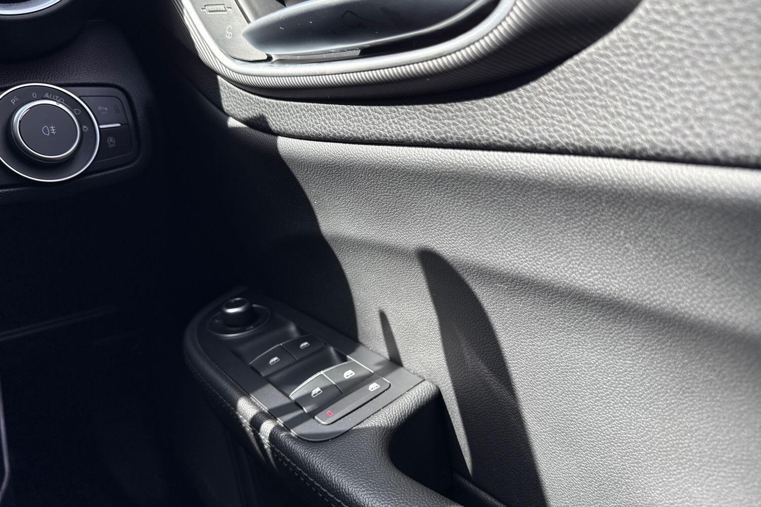 Used Alfa Romeo Giulia 2017 for sale - 77040873: Photo 39