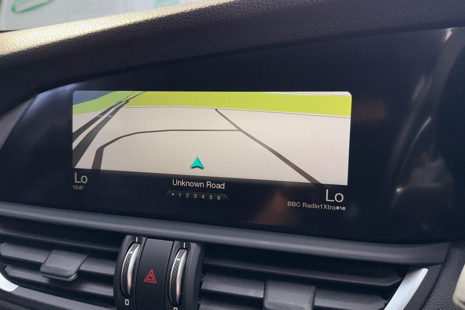 Used Alfa Romeo Giulia 2017 for sale - 77040873: Photo 4