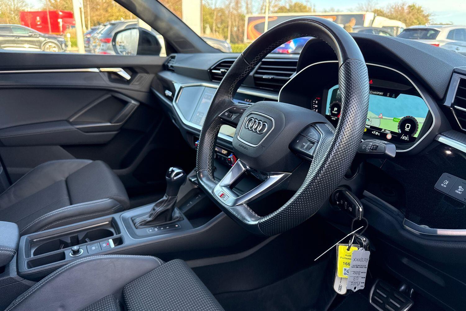 Used Audi Q3 2023 for sale - 76727080: Photo 32