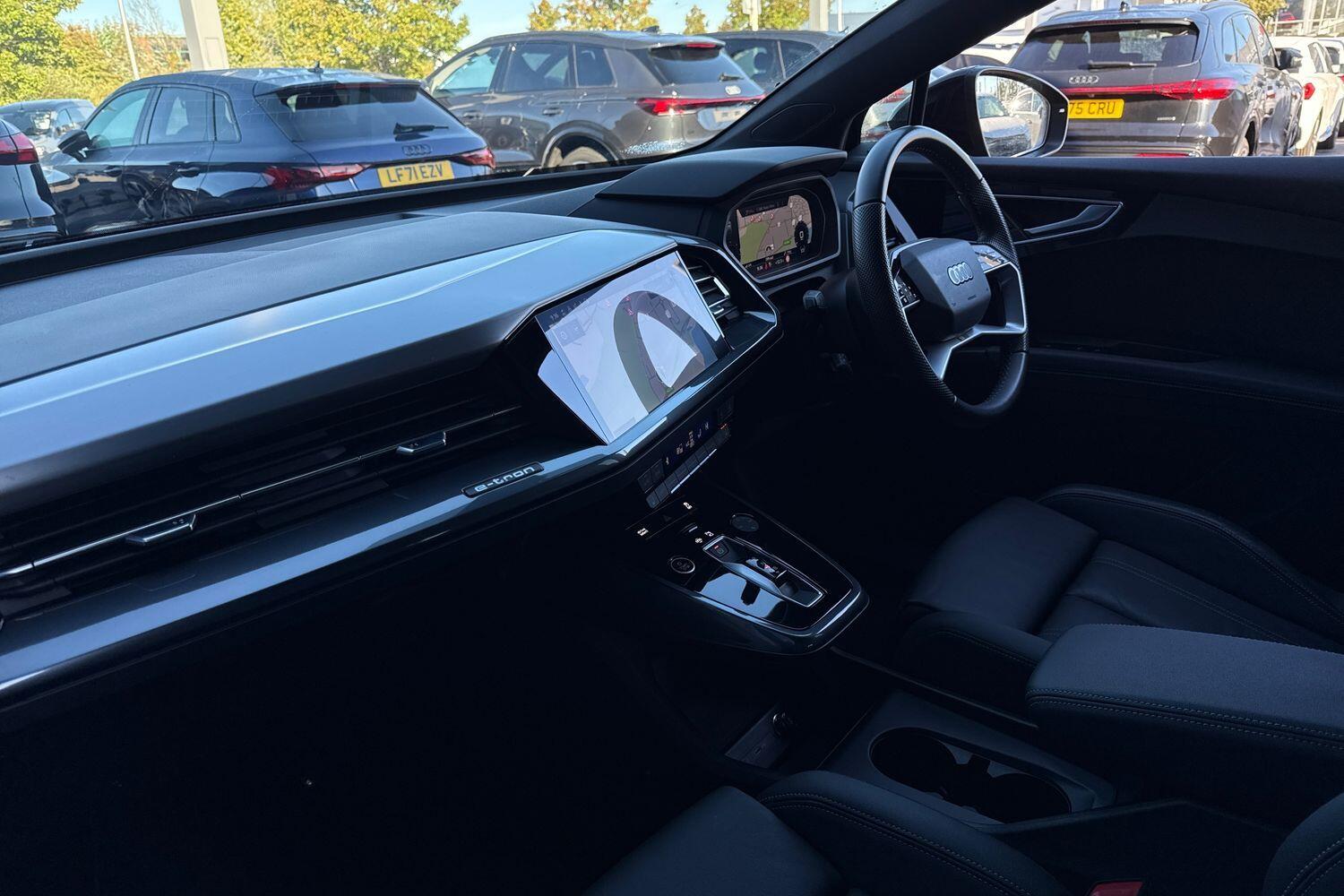 Used Audi Q4 e-tron 2024 for sale - 76108949: Photo 27