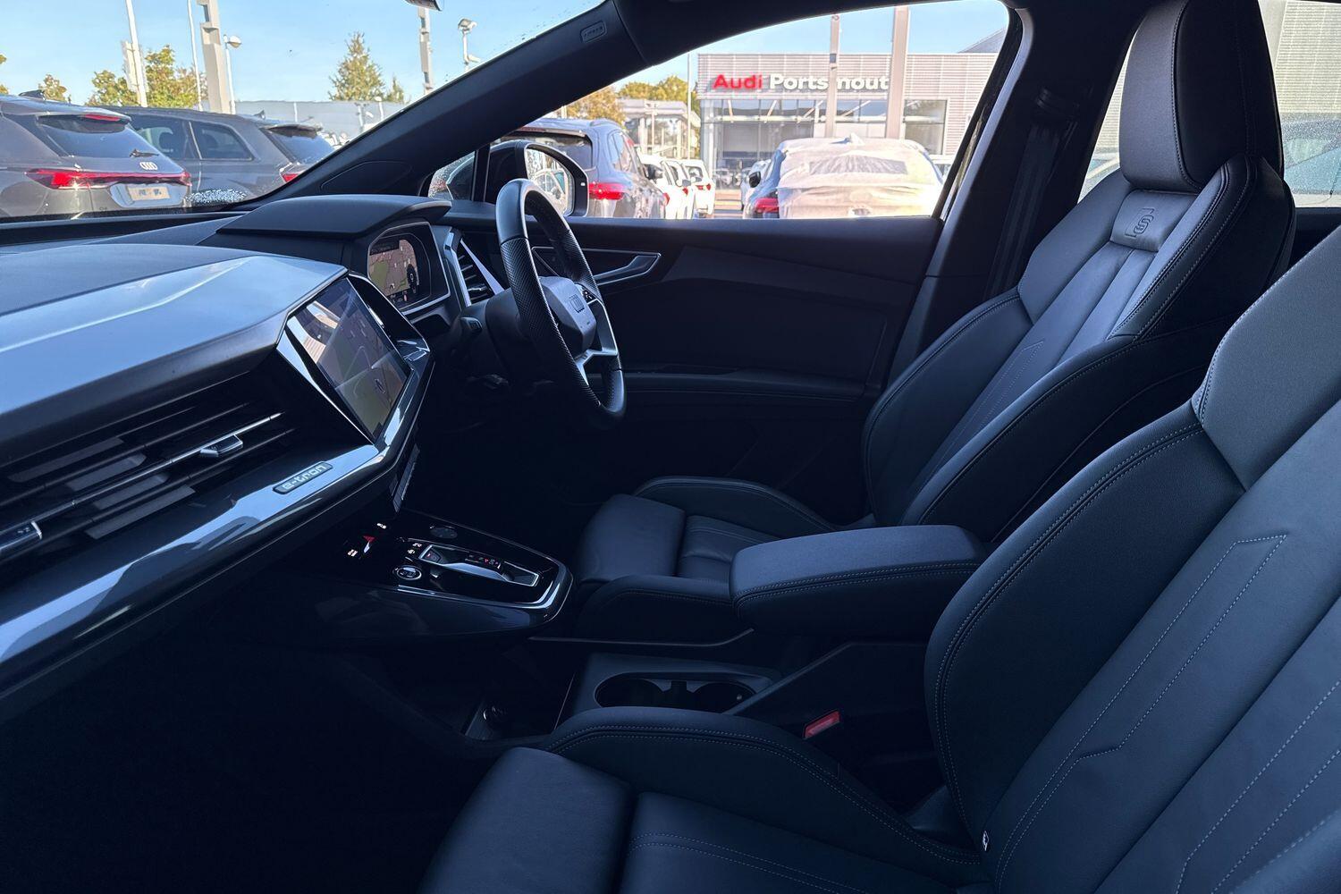 Used Audi Q4 e-tron 2024 for sale - 76108949: Photo 28