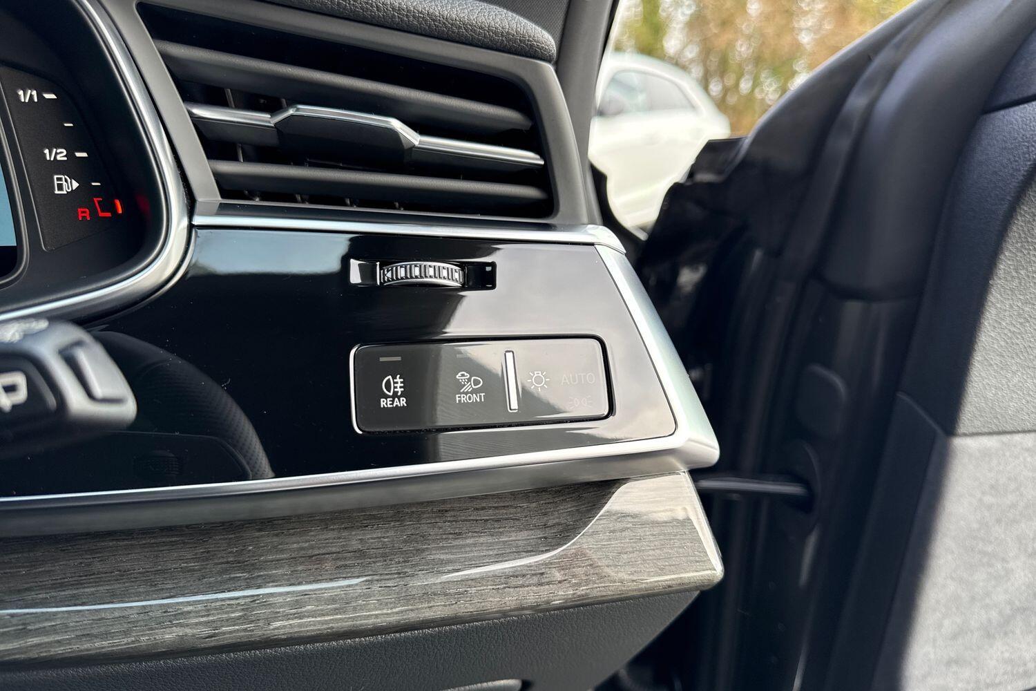 Used Audi Q8 2025 for sale - 77696401: Photo 45