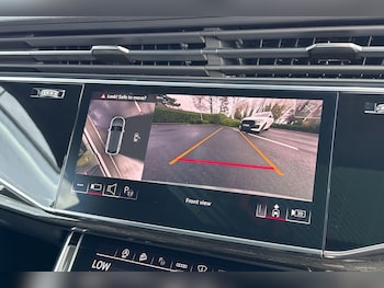 Used Audi Q8 2025 for sale - 77696401: Photo