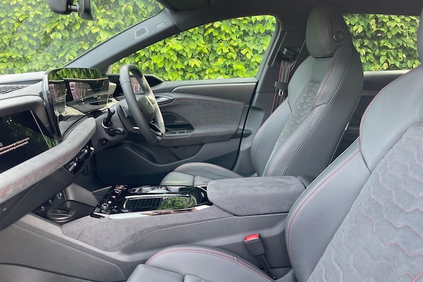 Used Audi S6 e-tron Avant 2025 for sale - 76295846: Photo 27