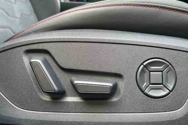 Used Audi S6 e-tron Avant 2025 for sale - 76295846: Photo 35