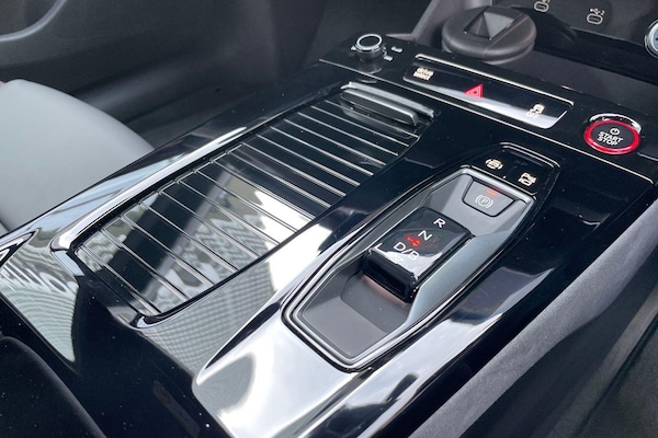 Used Audi S6 e-tron Avant 2025 for sale - 76295846: Photo 53