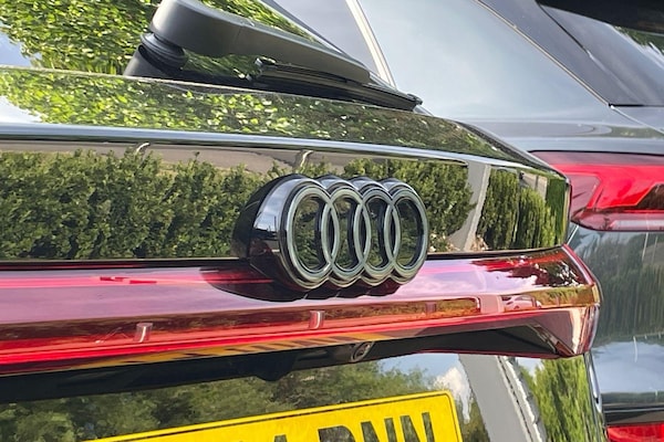 Used Audi S6 e-tron Avant 2025 for sale - 76295846: Photo 55