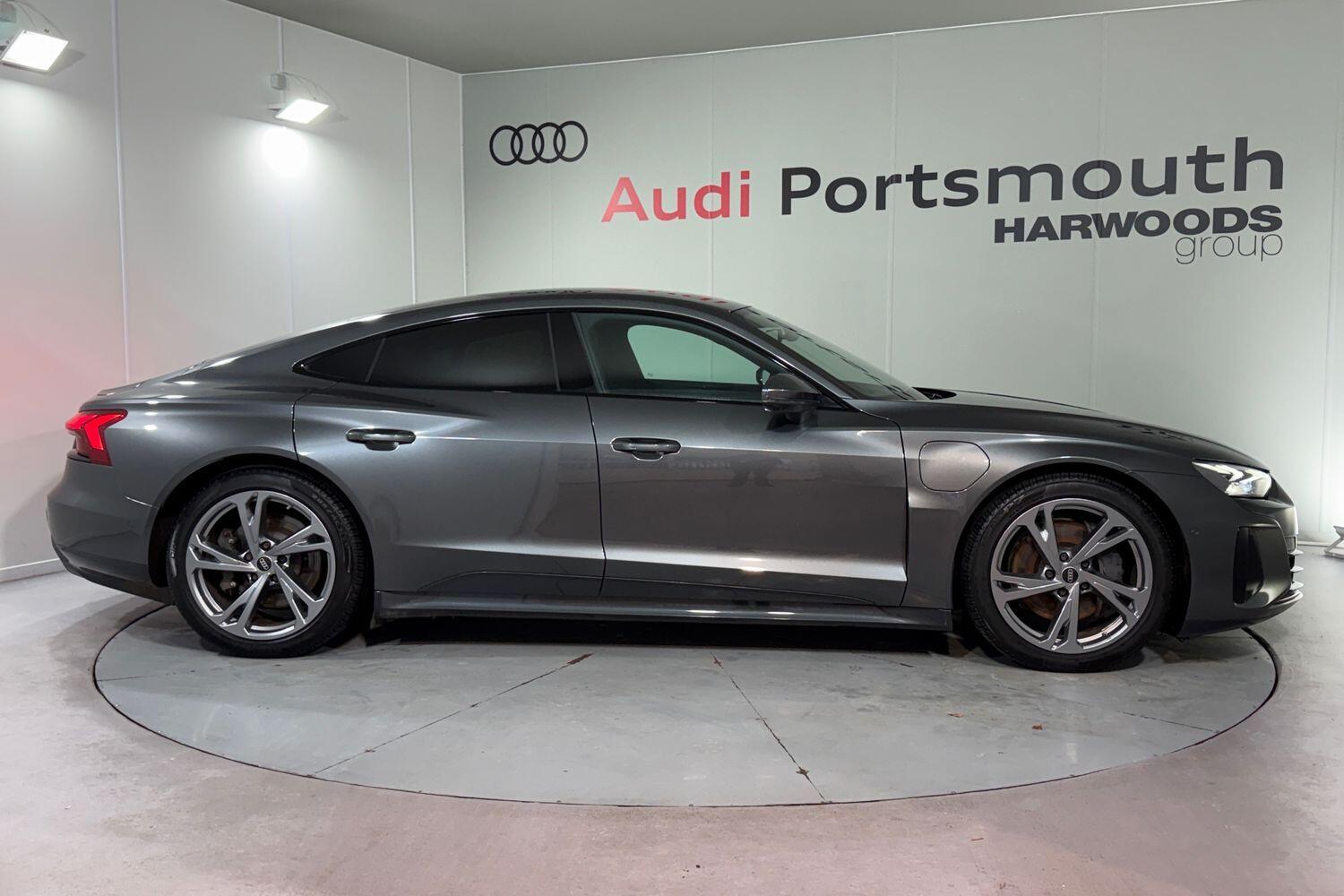 Used Audi e-tron GT 2022 for sale - 77143371: Photo 2