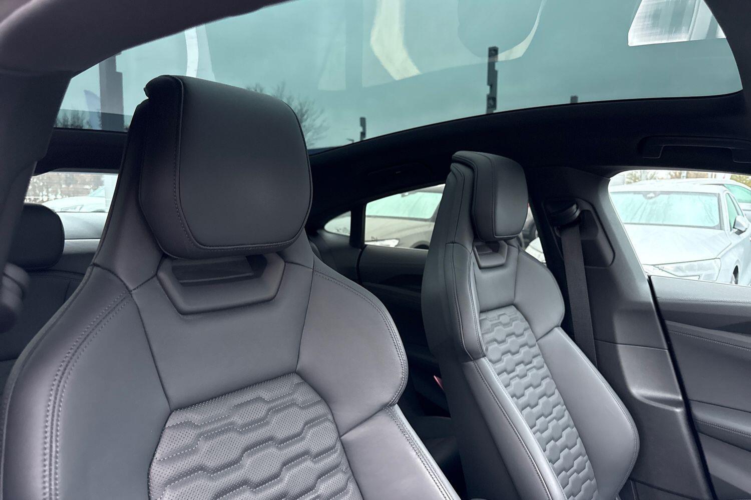 Used Audi e-tron GT 2022 for sale - 77143371: Photo 4