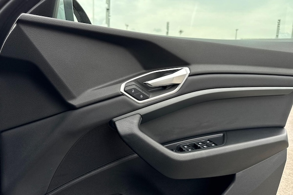 Used Audi e-tron 2020 for sale - 76246713: Photo 44