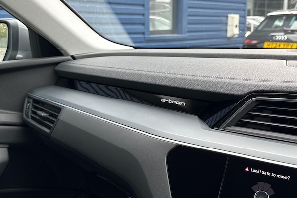 Used Audi e-tron 2020 for sale - 76246713: Photo 52