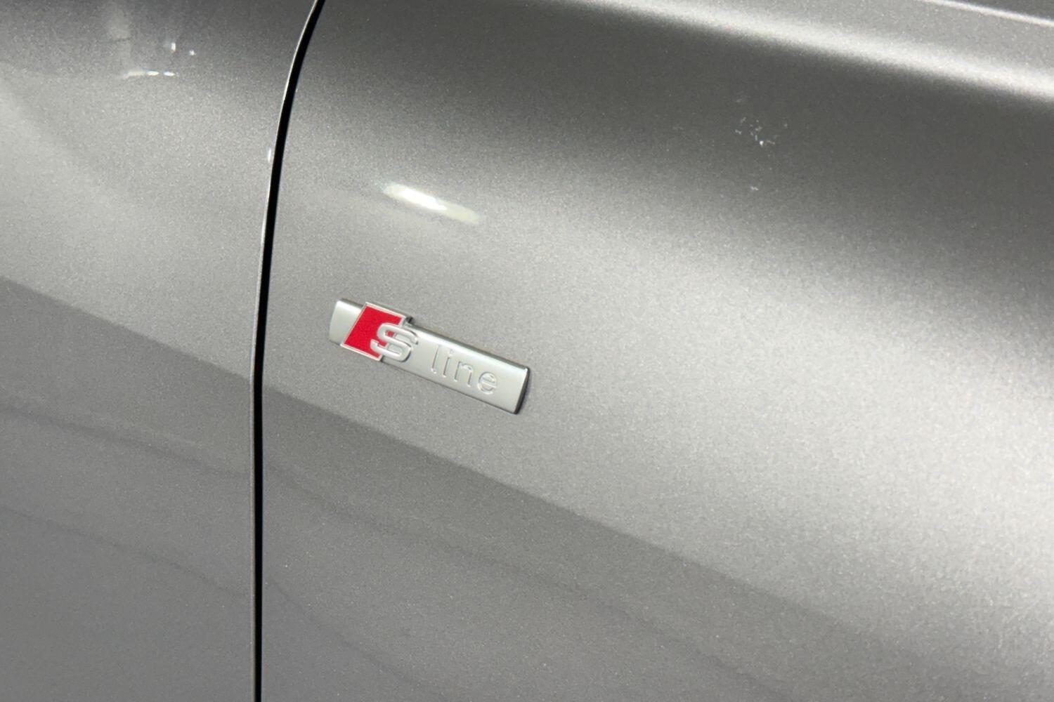 Used Audi Q4 e-tron 2021 for sale - 76918631: Photo 15